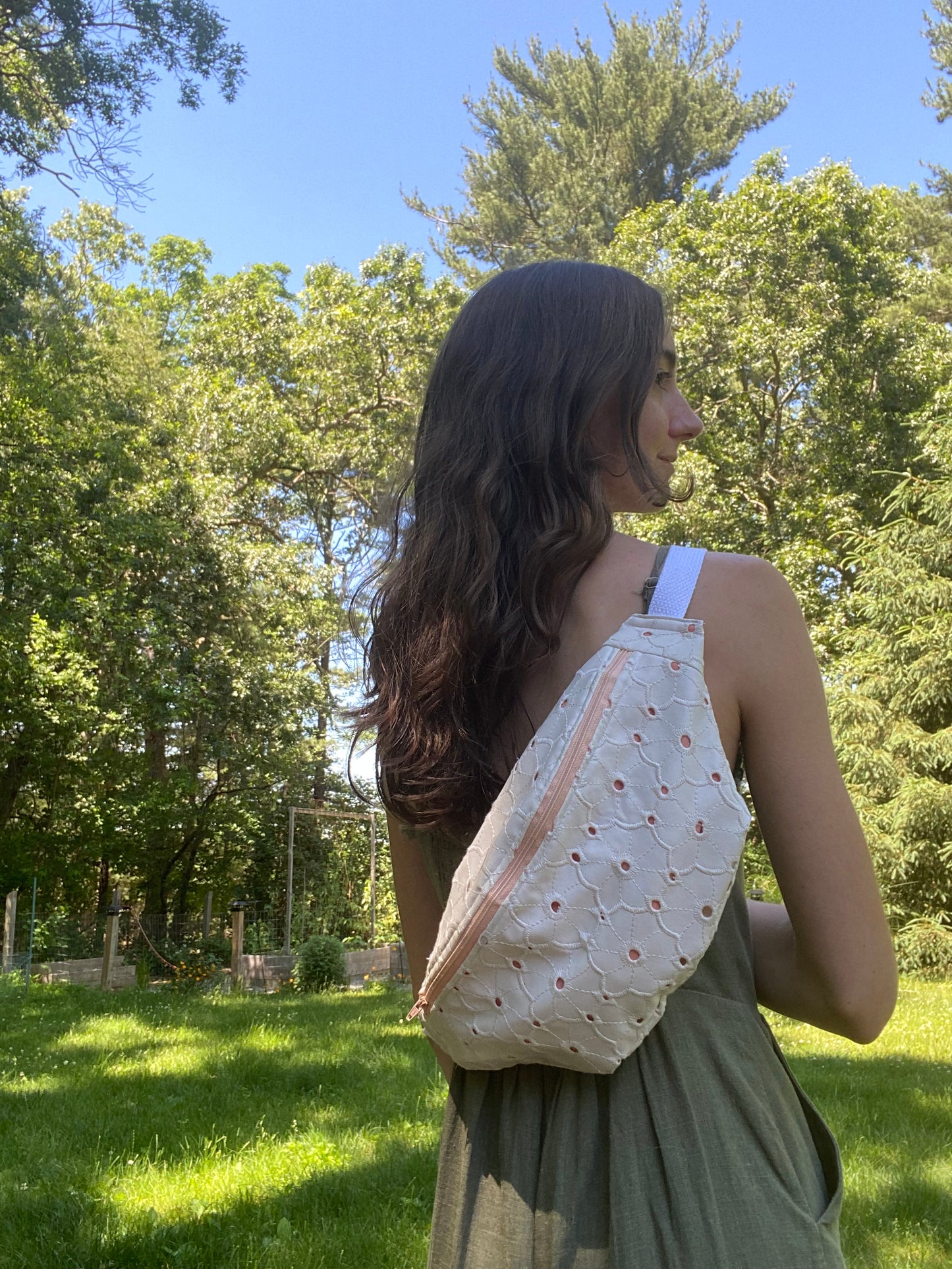 Pink & white eyelet fannypack